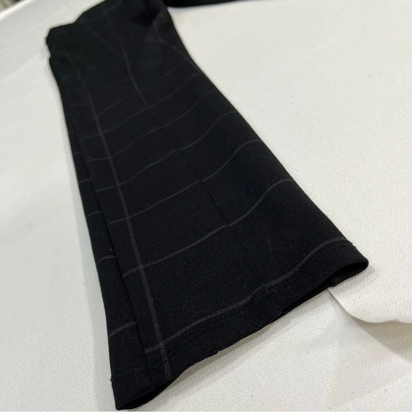 Ellen Tracy Black & white large Plaid pattern skinny pants size small - Picture 8 of 8